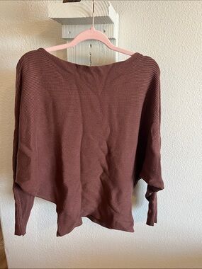 Women’s Ribbed Dolman Sweater - Brown